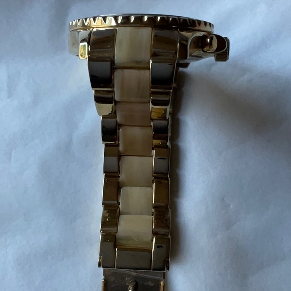 β± MICHAEL KORS GOLDTONE WATCH β± - Picture 10 of 16